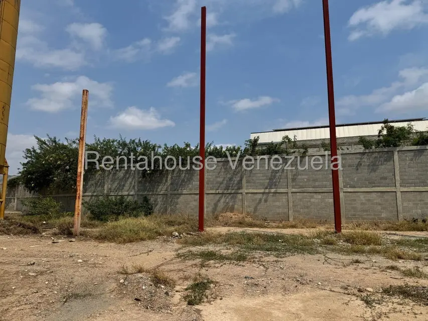 Comercial (Galpon - Deposito) en Venta en Zona Industrial 2, Lara - 5