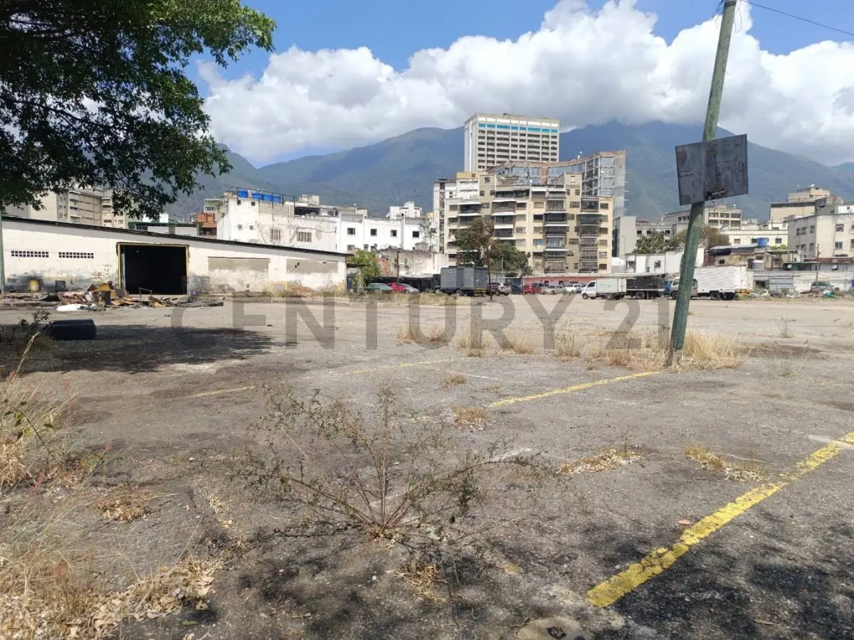 Av. casanova Bello Monte parroquia El Recreo terreno venta - 8