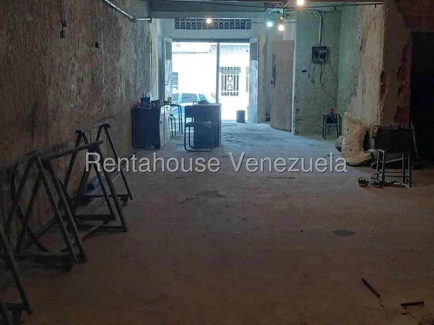 Comercial (Local Comercial) en Alquiler en Catia, Distrito Metropolitano - 13