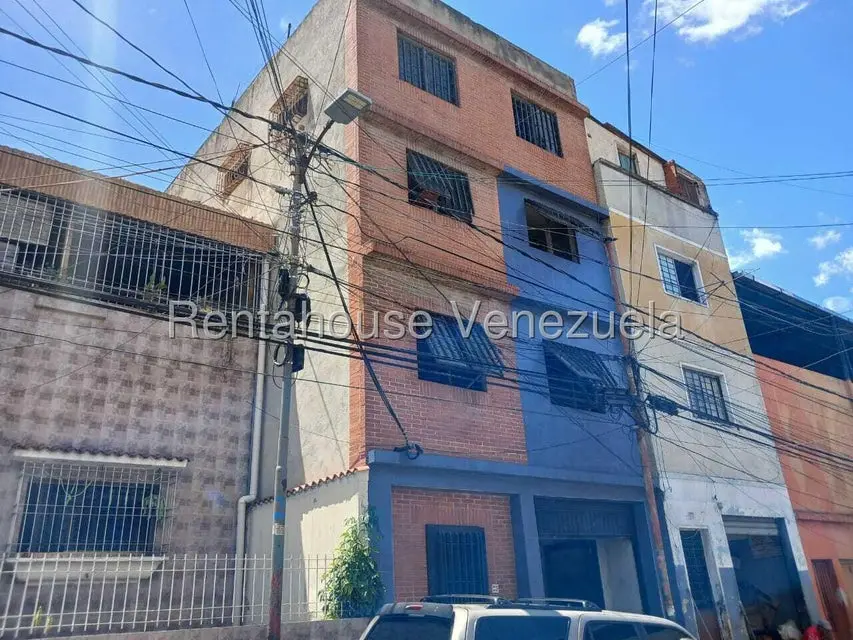 Comercial (Local Comercial) en Alquiler en Catia, Distrito Metropolitano - 3