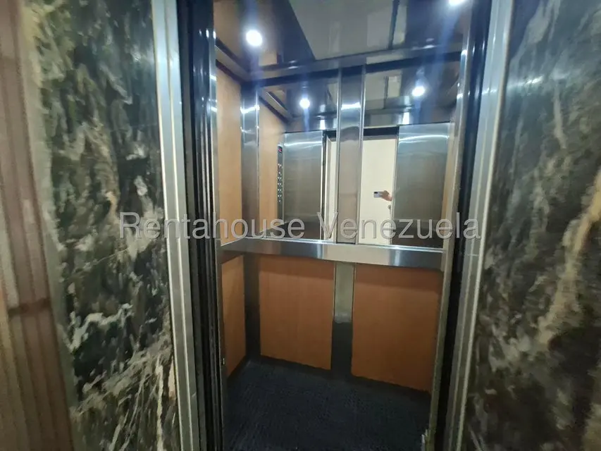 Apartamento (1 Nivel) en Venta en Altamira, Distrito Metropolitano - 28