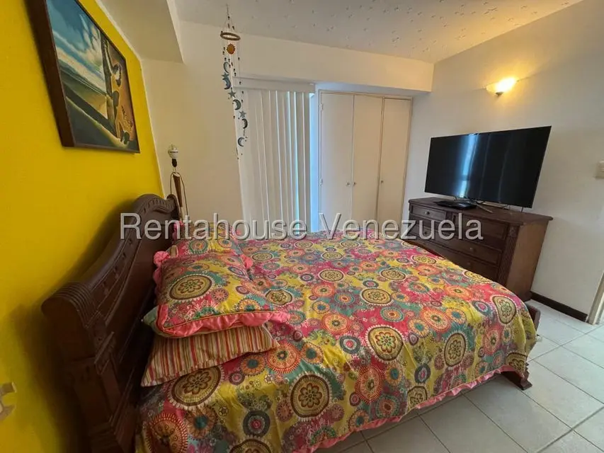 Apartamento (1 Nivel) en Alquiler en Playa Grande, Vargas - 10