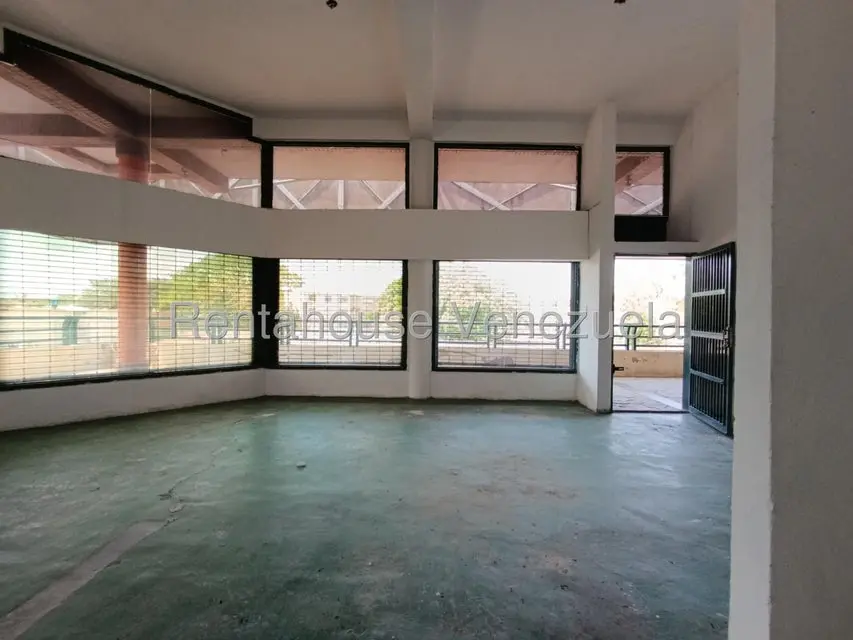 Comercial (Local Comercial) en Venta en Sabana Larga, Aragua - 4