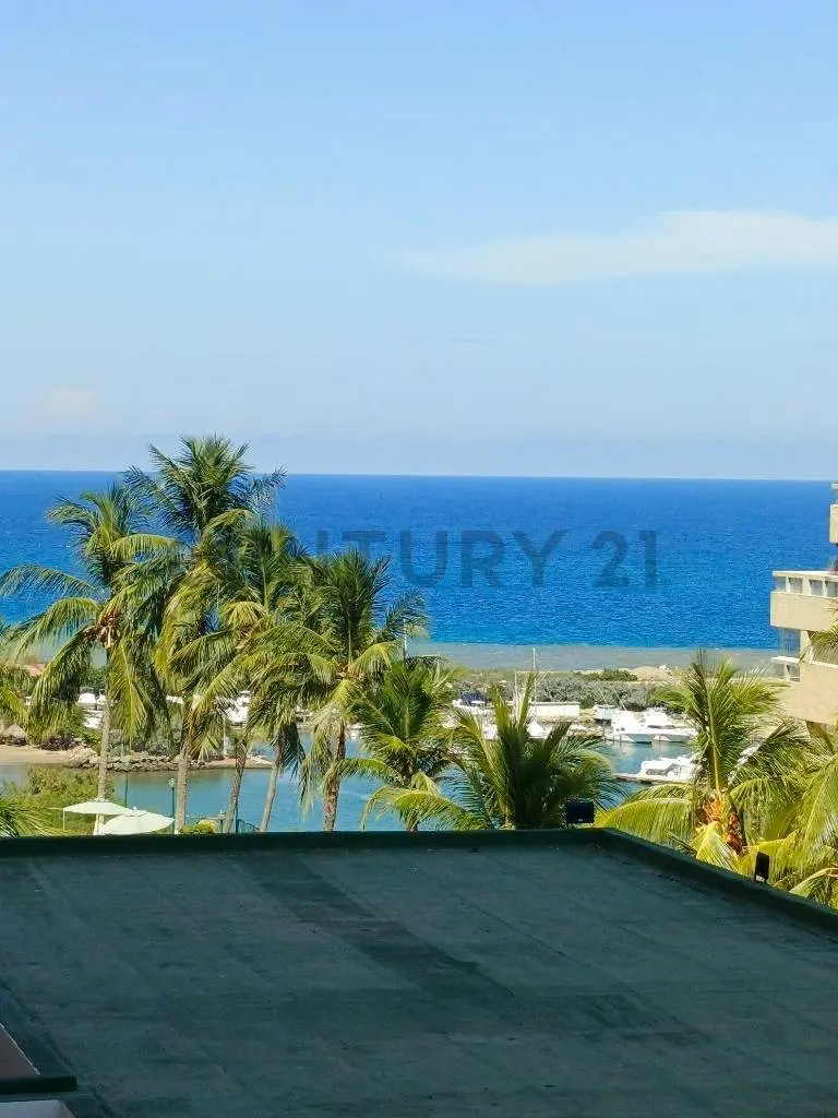 Se vende Apartamento en Urb. Playa Grande con Vista al Mar - 13