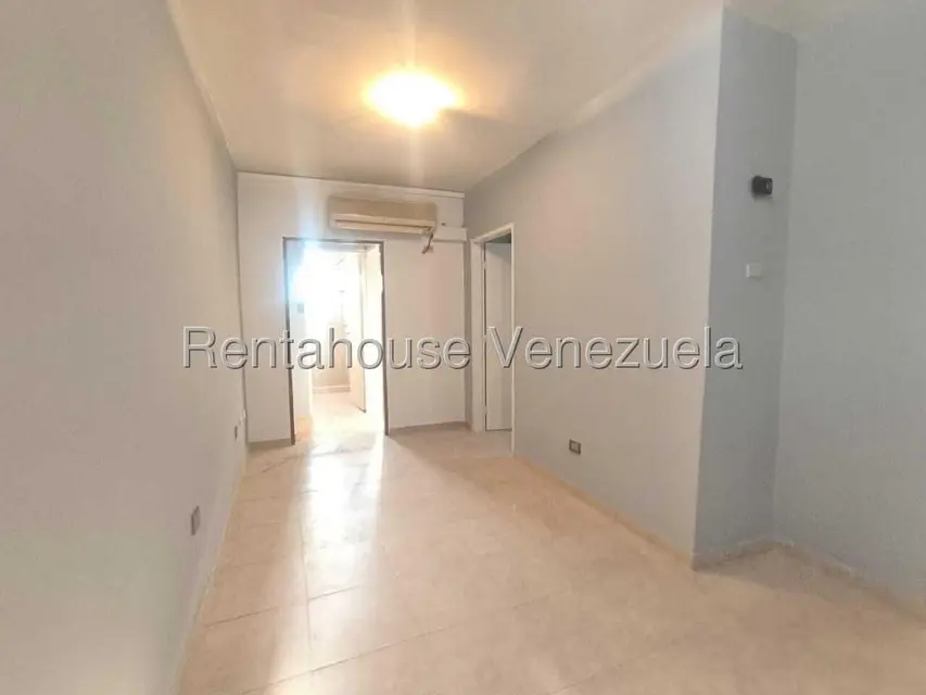 Apartamento (1 Nivel) en Alquiler en Ziruma, Zulia - 2