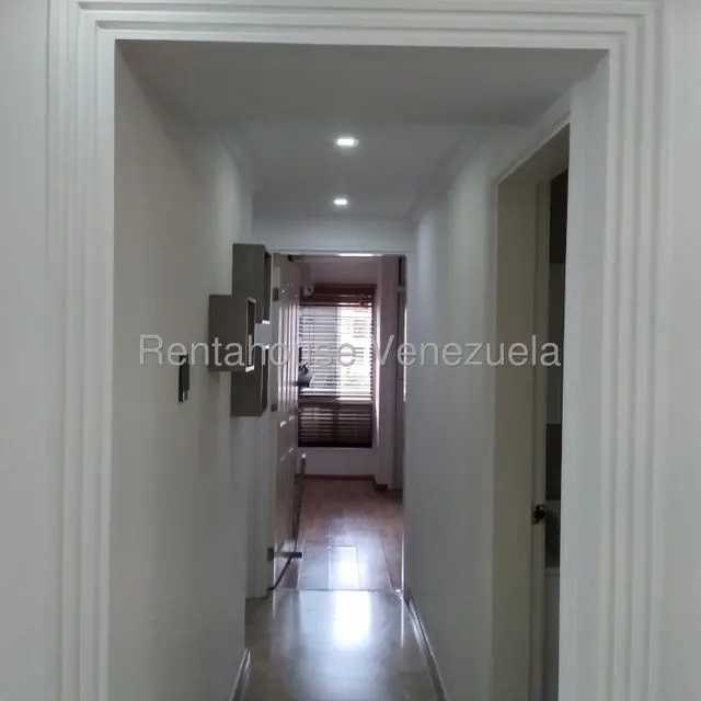 Apartamento (1 Nivel) en Venta en La Boyera, Distrito Metropolitano - 12