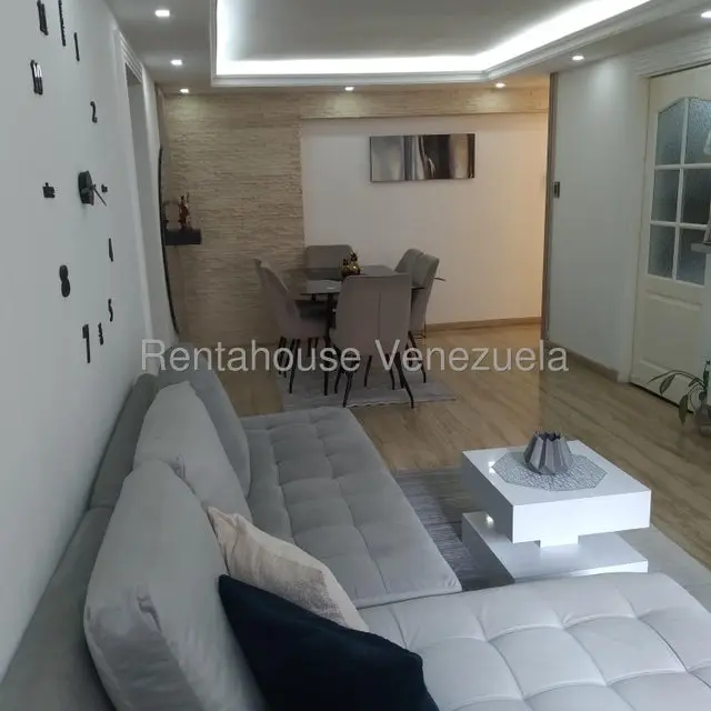 Apartamento (1 Nivel) en Venta en La Boyera, Distrito Metropolitano - 4