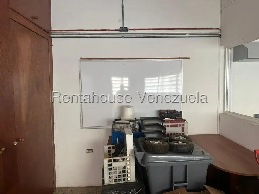 Comercial (Local Comercial) en Venta en Los Chaguaramos, Distrito Metropolitano - 15