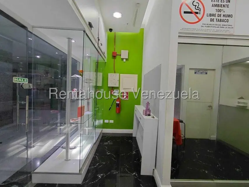 Comercial (Local Comercial) en Alquiler en La Castellana, Distrito Metropolitano - 5