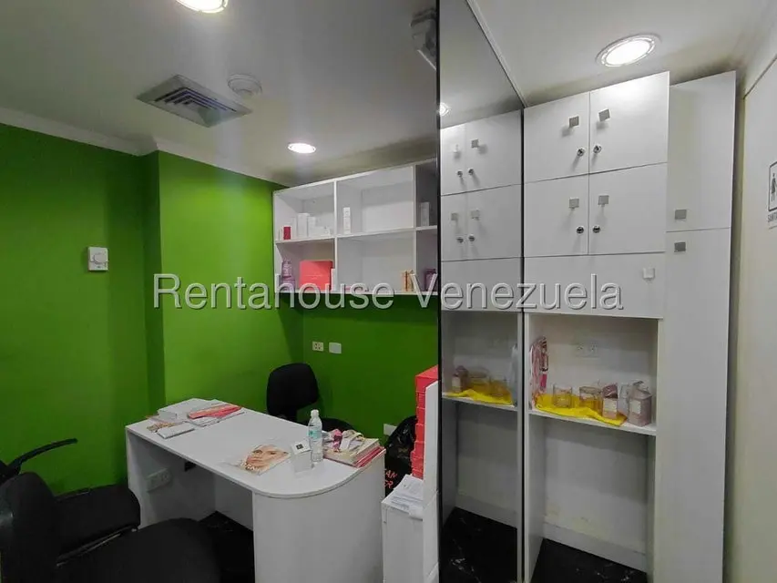 Comercial (Local Comercial) en Alquiler en La Castellana, Distrito Metropolitano - 7