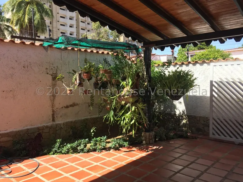 Townhouse (Duplex) en Venta en Jorge Coll, Nueva Esparta - 2