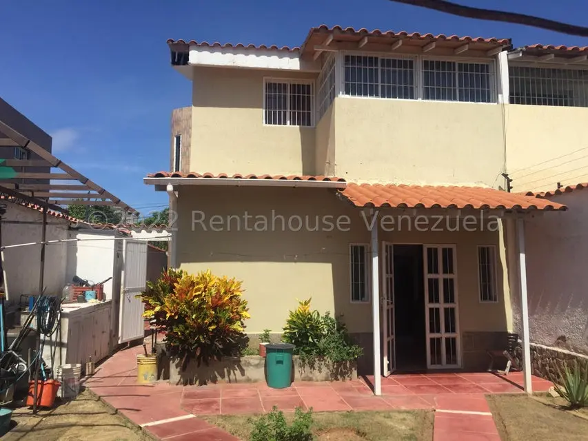 Townhouse (Duplex) en Venta en Jorge Coll, Nueva Esparta - 16