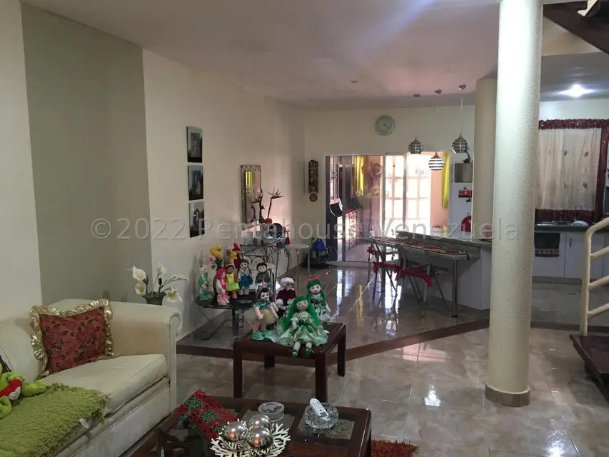 Townhouse (Duplex) en Venta en Jorge Coll, Nueva Esparta - 3