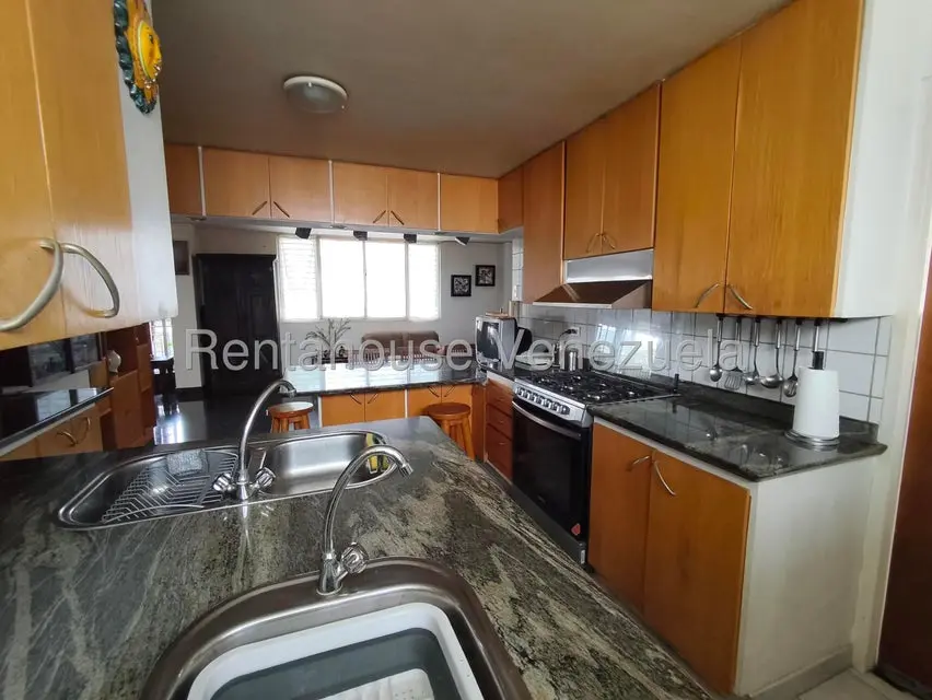 Apartamento (1 Nivel) en Venta en Chuao, Distrito Metropolitano - 23