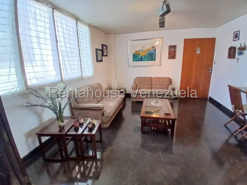 Apartamento (1 Nivel) en Venta en Chuao, Distrito Metropolitano - 5