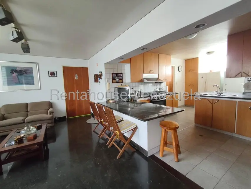 Apartamento (1 Nivel) en Venta en Chuao, Distrito Metropolitano - 8