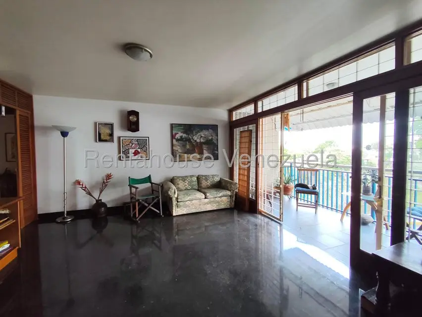Apartamento (1 Nivel) en Venta en Chuao, Distrito Metropolitano - 9