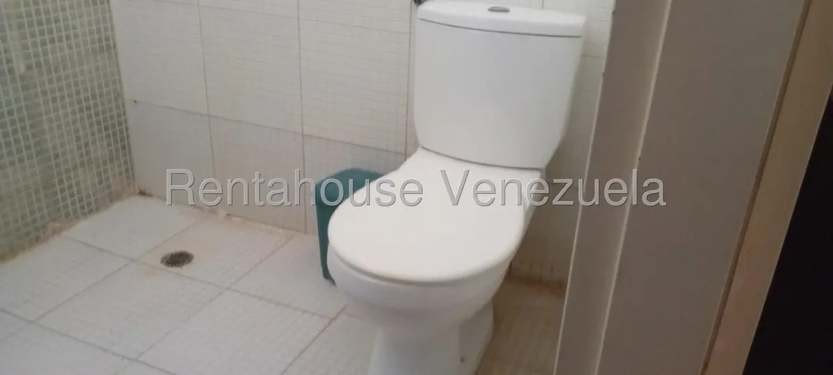 Townhouse (Duplex) en Alquiler en El Rincon, Carabobo - 14