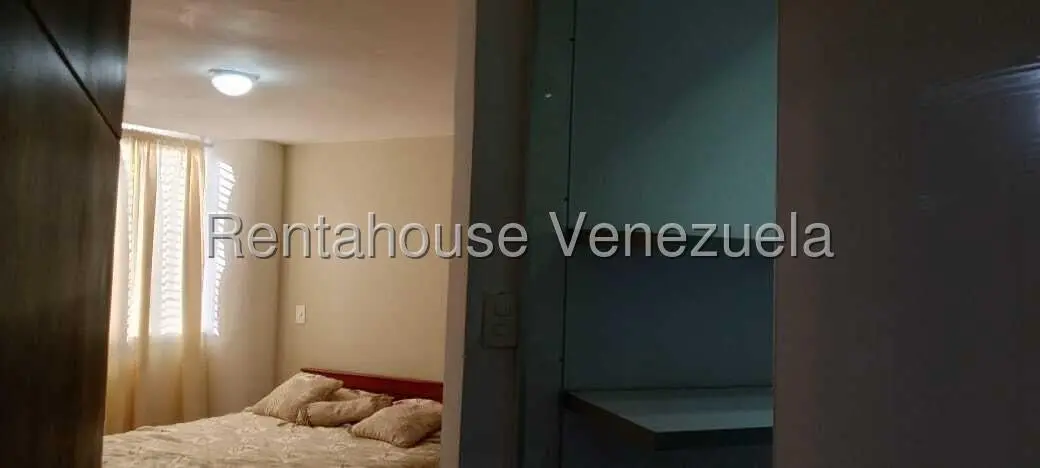 Townhouse (Duplex) en Alquiler en El Rincon, Carabobo - 34