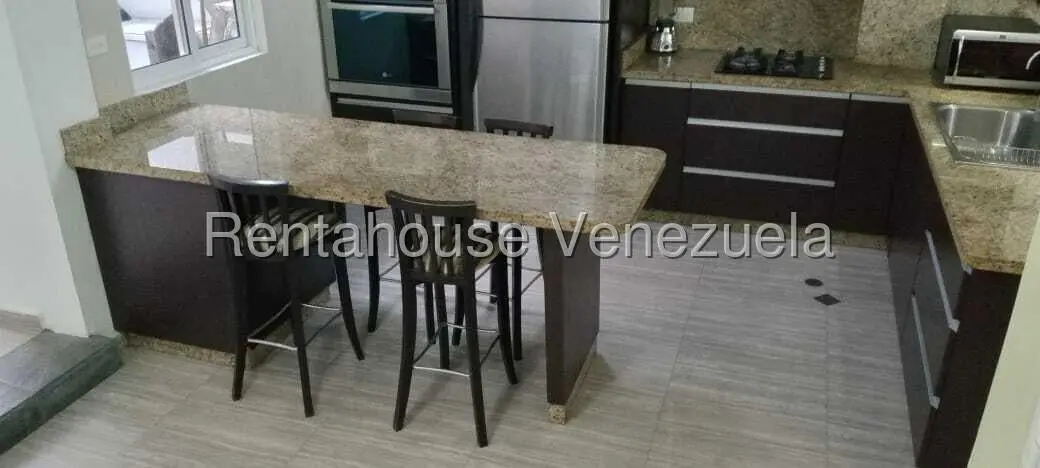 Townhouse (Duplex) en Alquiler en El Rincon, Carabobo - 9