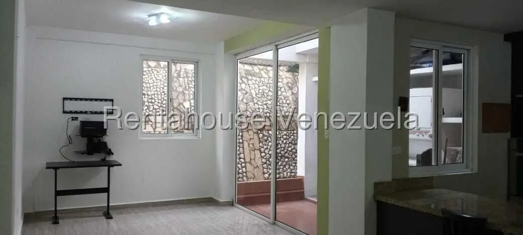 Townhouse (Duplex) en Alquiler en El Rincon, Carabobo - 10