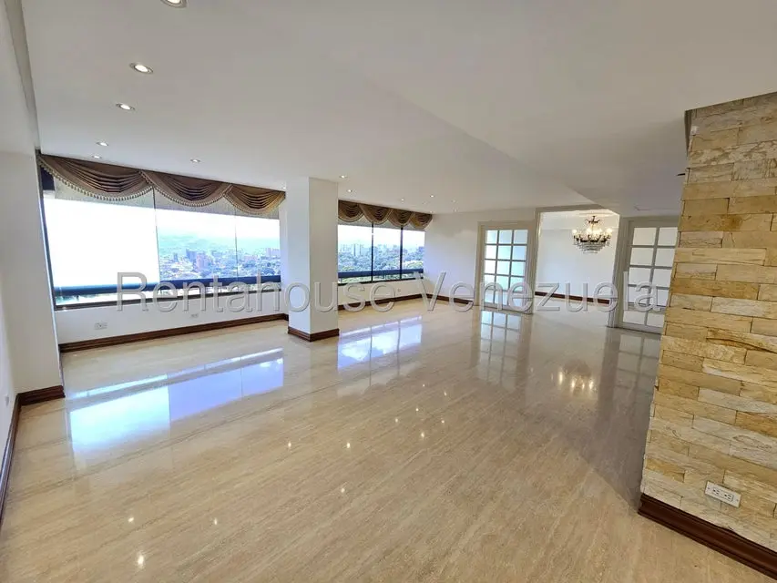 Apartamento (Penthouse) en Venta en Los Chorros, Distrito Metropolitano - 3
