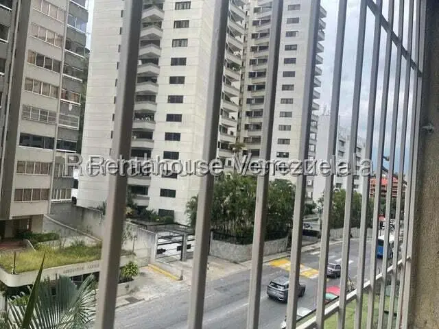 Apartamento (1 Nivel) en Venta en Guaicay, Distrito Metropolitano - 11
