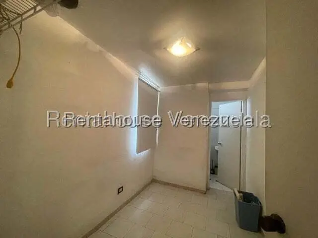 Apartamento (1 Nivel) en Venta en Guaicay, Distrito Metropolitano - 7