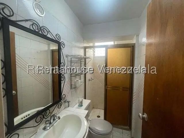 Apartamento (1 Nivel) en Venta en Guaicay, Distrito Metropolitano - 8