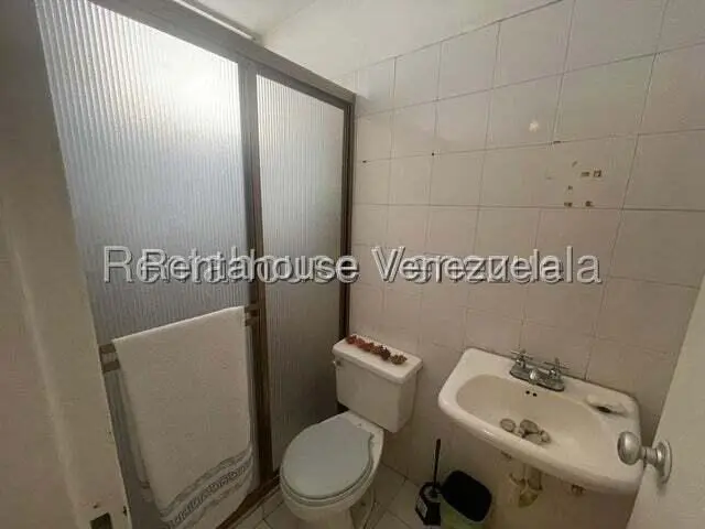 Apartamento (1 Nivel) en Venta en Guaicay, Distrito Metropolitano - 9