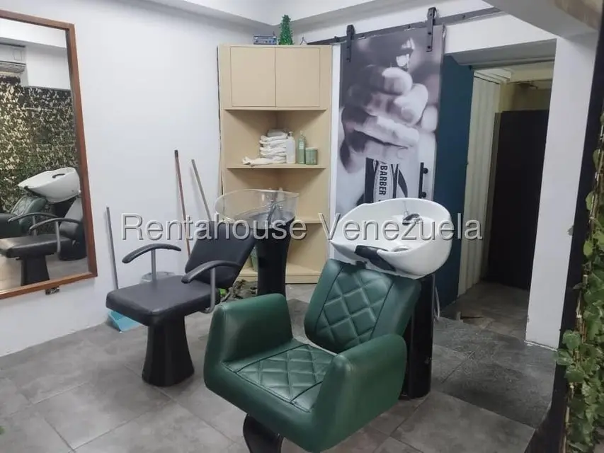 Comercial (Local Comercial) en Alquiler en Los Palos Grandes, Distrito Metropolitano - 7