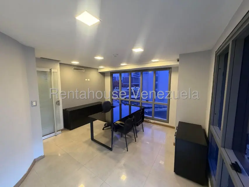 Comercial (Local Comercial) en Alquiler en Las Mercedes, Distrito Metropolitano - 6