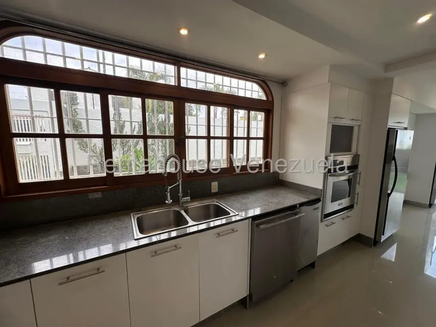 Casa (1 Nivel) en Venta en Lomas de La Lagunita, Distrito Metropolitano - 13