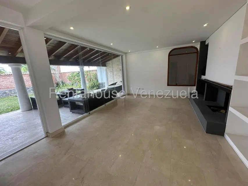 Casa (1 Nivel) en Venta en Lomas de La Lagunita, Distrito Metropolitano - 15