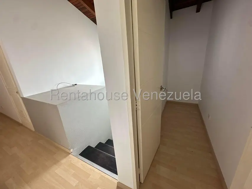 Casa (1 Nivel) en Venta en Lomas de La Lagunita, Distrito Metropolitano - 47