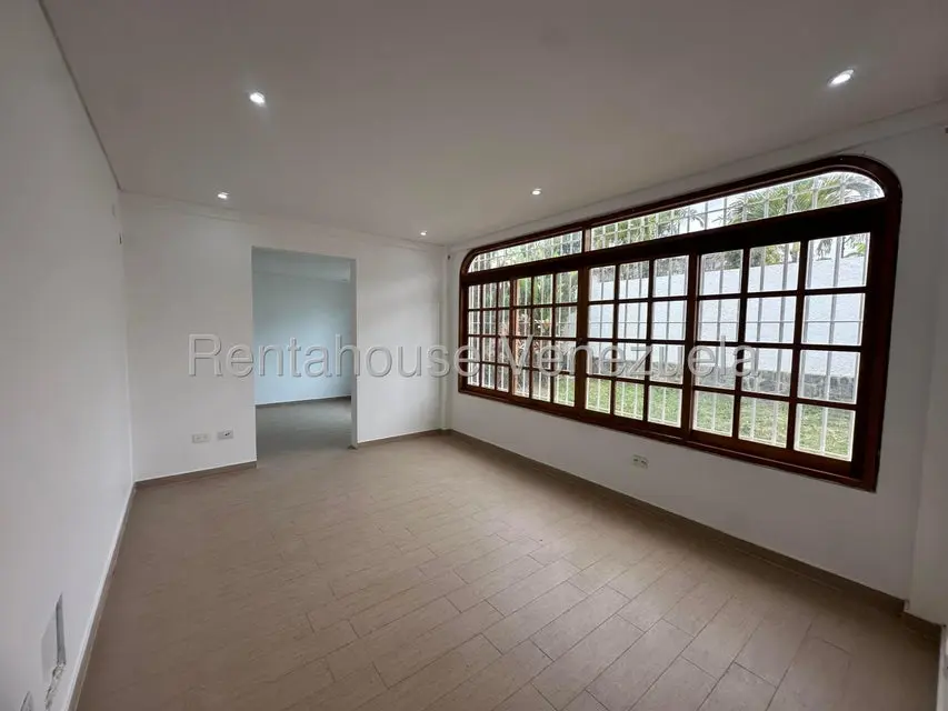 Casa (1 Nivel) en Venta en Lomas de La Lagunita, Distrito Metropolitano - 49