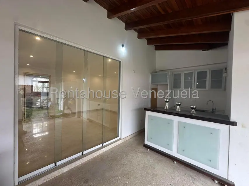 Casa (1 Nivel) en Venta en Lomas de La Lagunita, Distrito Metropolitano - 60