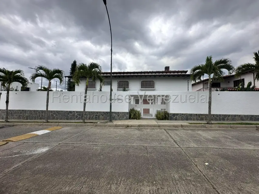 Casa (1 Nivel) en Venta en Lomas de La Lagunita, Distrito Metropolitano - 67