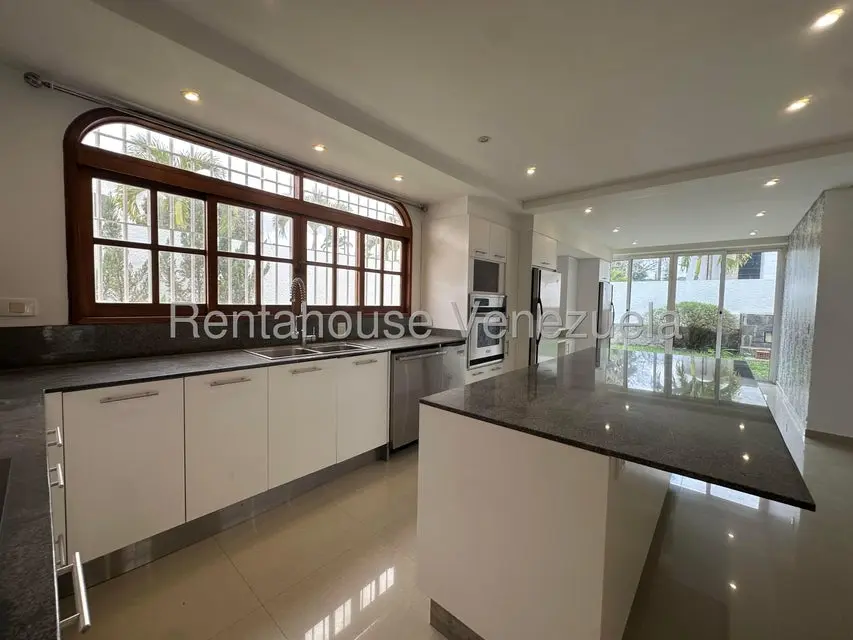 Casa (1 Nivel) en Venta en Lomas de La Lagunita, Distrito Metropolitano - 10