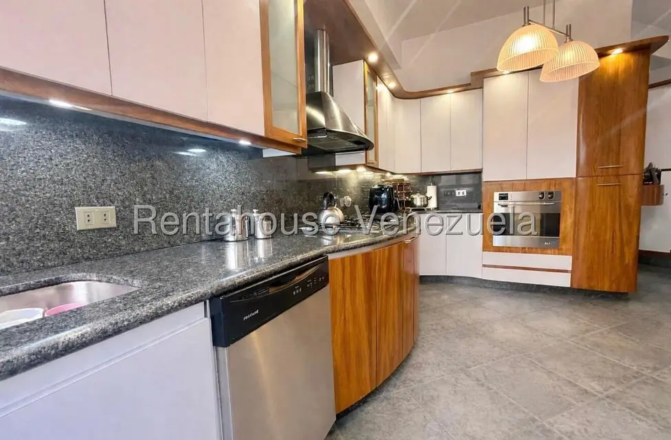 Apartamento (Multiples Niveles) en Venta en Los Samanes, Distrito Metropolitano - 26