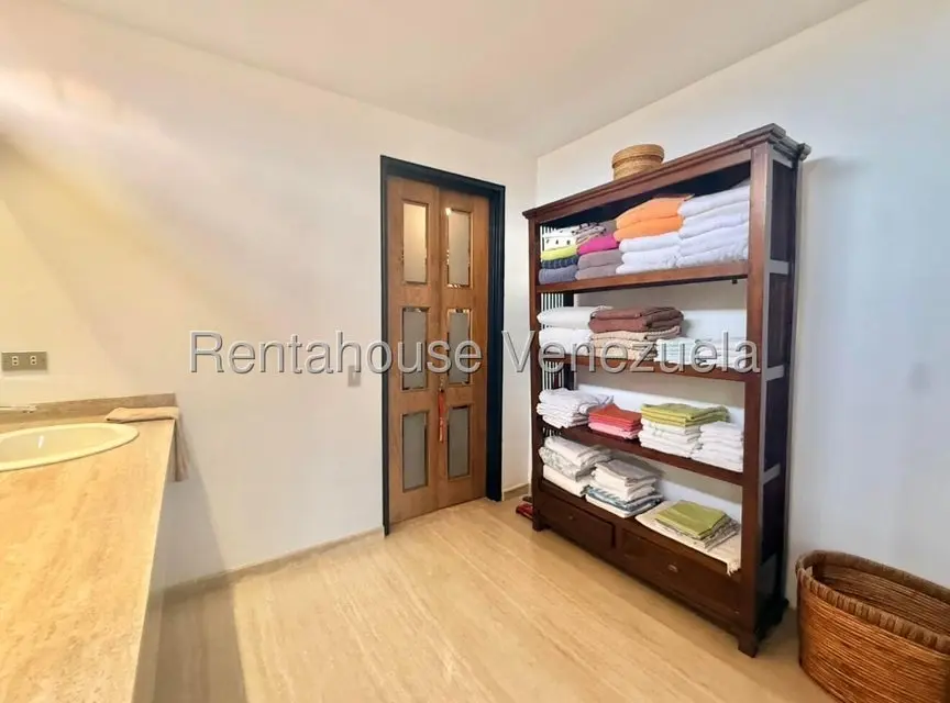 Apartamento (Multiples Niveles) en Venta en Los Samanes, Distrito Metropolitano - 38