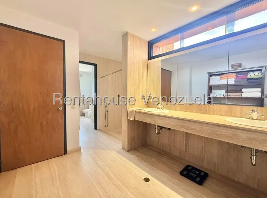 Apartamento (Multiples Niveles) en Venta en Los Samanes, Distrito Metropolitano - 39