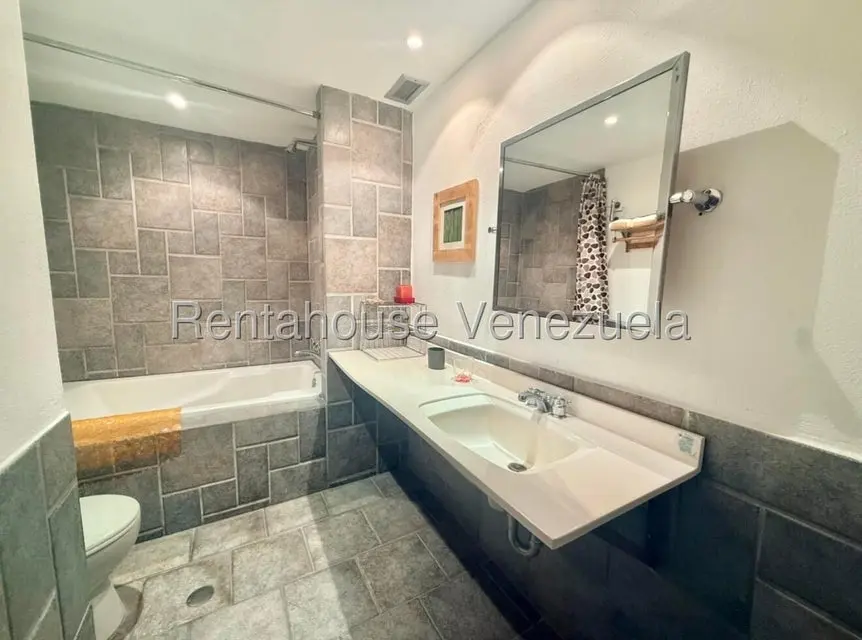 Apartamento (Multiples Niveles) en Venta en Los Samanes, Distrito Metropolitano - 51