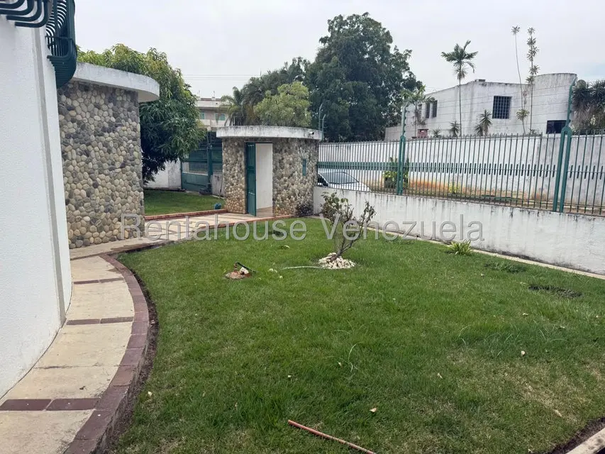 Casa (1 Nivel) en Venta en Guataparo Country Club, Carabobo - 41