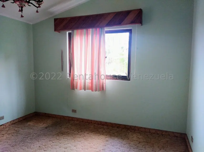 Casa (Duplex) en Alquiler en Oripoto, Distrito Metropolitano - 17