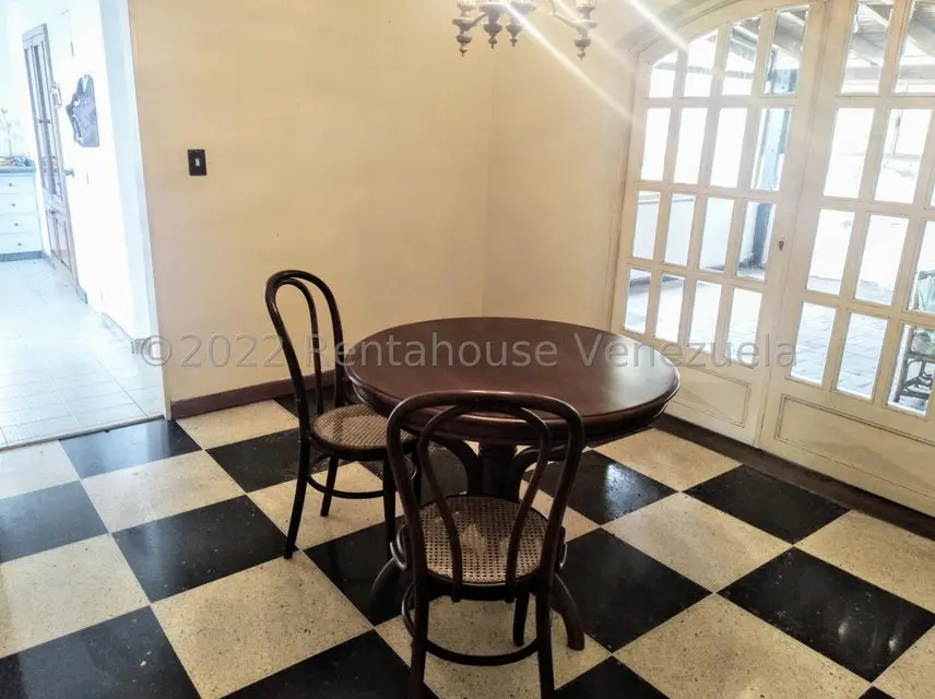 Casa (Duplex) en Alquiler en Oripoto, Distrito Metropolitano - 10