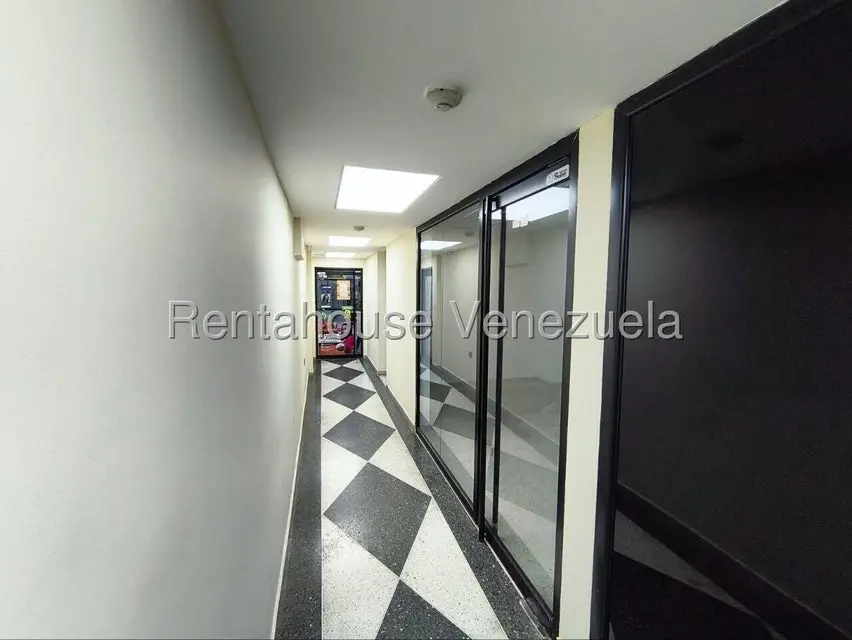 Comercial (Local Comercial) en Alquiler en Zona Centro, Aragua - 3