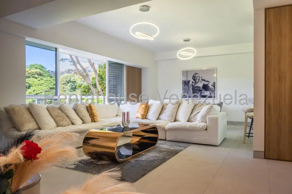 Apartamento (1 Nivel) en Alquiler en Los Naranjos de Las Mercedes, Distrito Metropolitano - 2