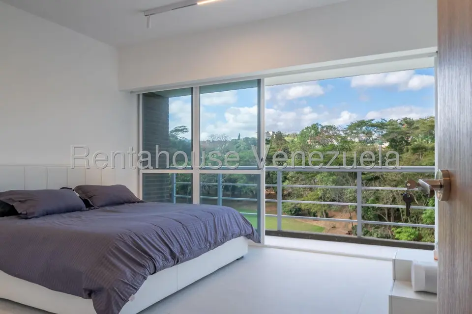 Apartamento (1 Nivel) en Alquiler en Los Naranjos de Las Mercedes, Distrito Metropolitano - 12