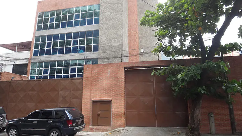 Comercial (Edificio) en Venta en Los Dos Caminos, Distrito Metropolitano - 2